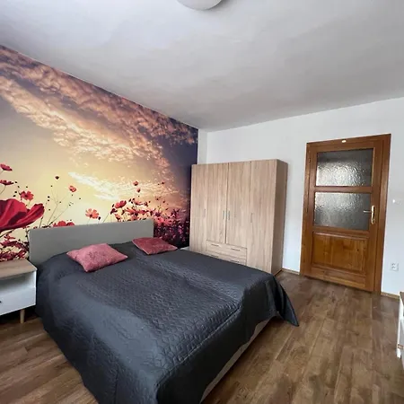 1 Jar-leto Apartment