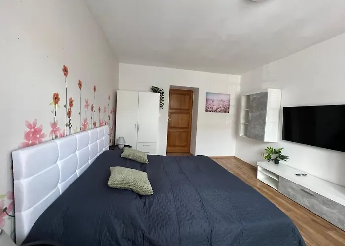 1 Jar-leto Apartment *